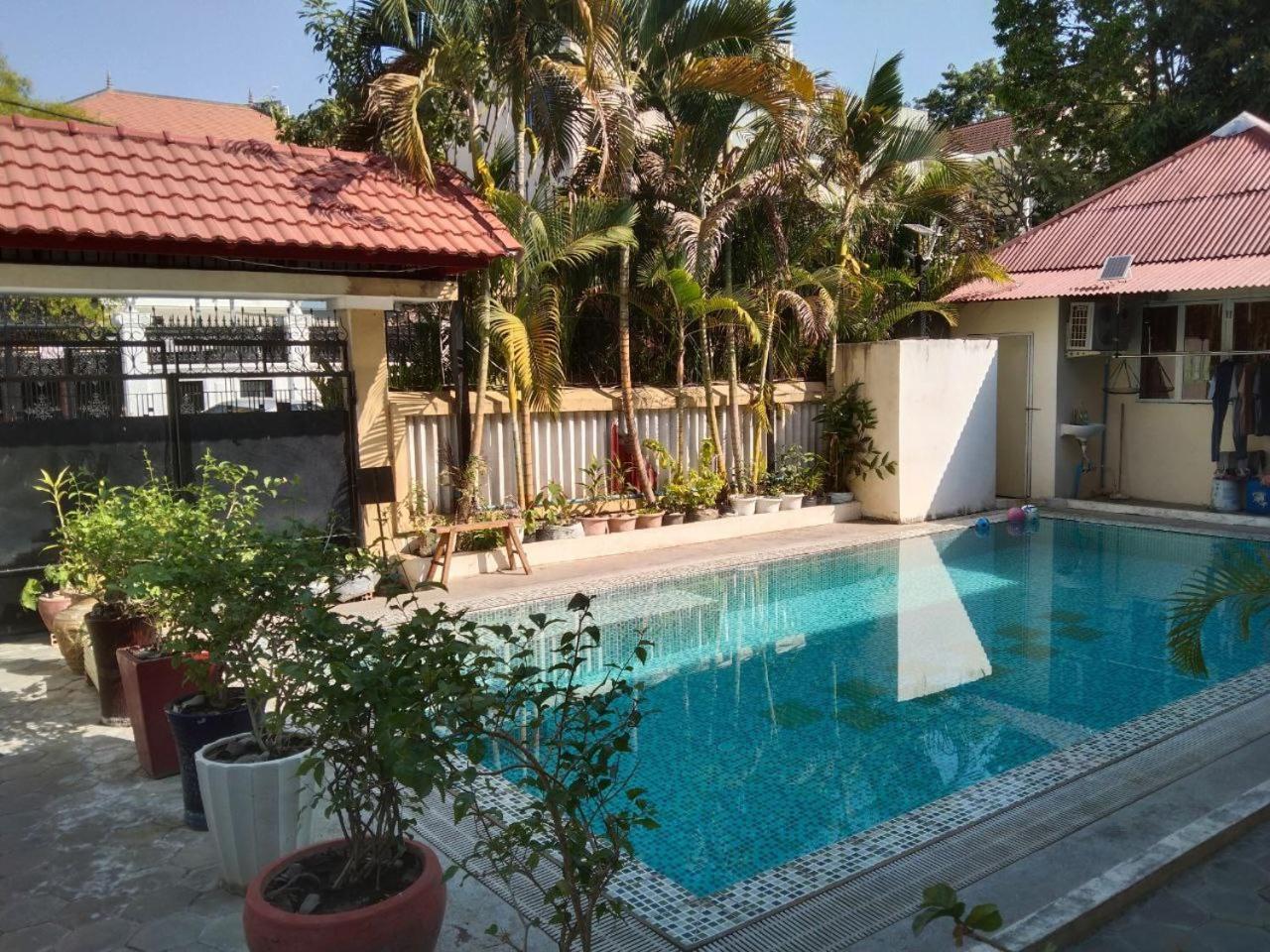 Room 12 - Studio In A Villa 5Mn Walk From The Royal Palace With Swimming Pool Пном Пен Екстериор снимка